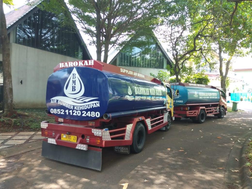 <p>Kami menyediakan layanan suplai air bersih berkualitas tinggi untuk rumah makan, restoran, dan bisnis kuliner di wilayah Tangerang, Serang, Banten, Jabodetabek, Bekasi, dan Bogor. Dengan memastikan kebersihan dan kualitas air yang sesuai standar, kami membantu rumah makan Anda menjaga higienitas dan rasa makanan. Layanan kami cepat, terpercaya, dan disesuaikan dengan kebutuhan usaha kuliner Anda, menjamin pasokan air bersih yang aman untuk dapur hingga kebutuhan sanitasi.</p>